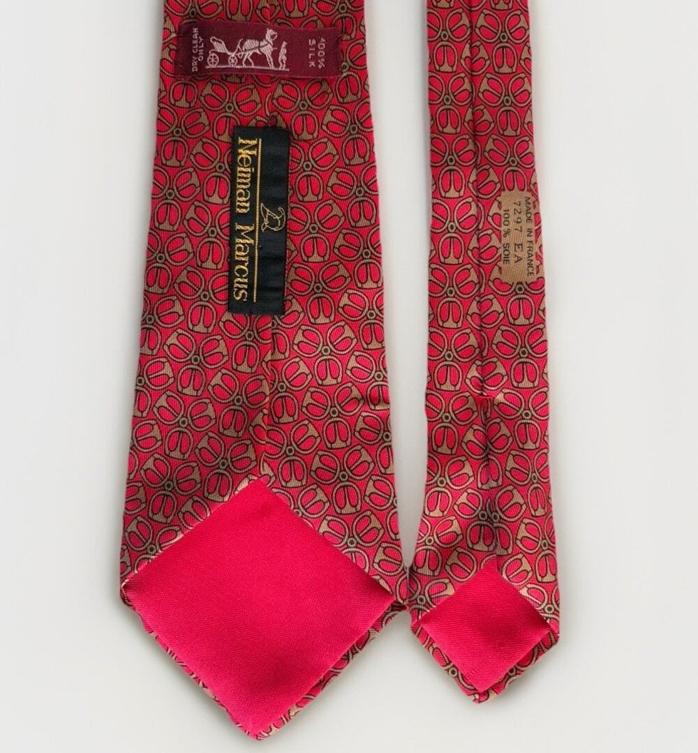 VTG Hermès 7297 EA Silk Tie – Red Mors Horse Bit Motif, Made in France, 4”